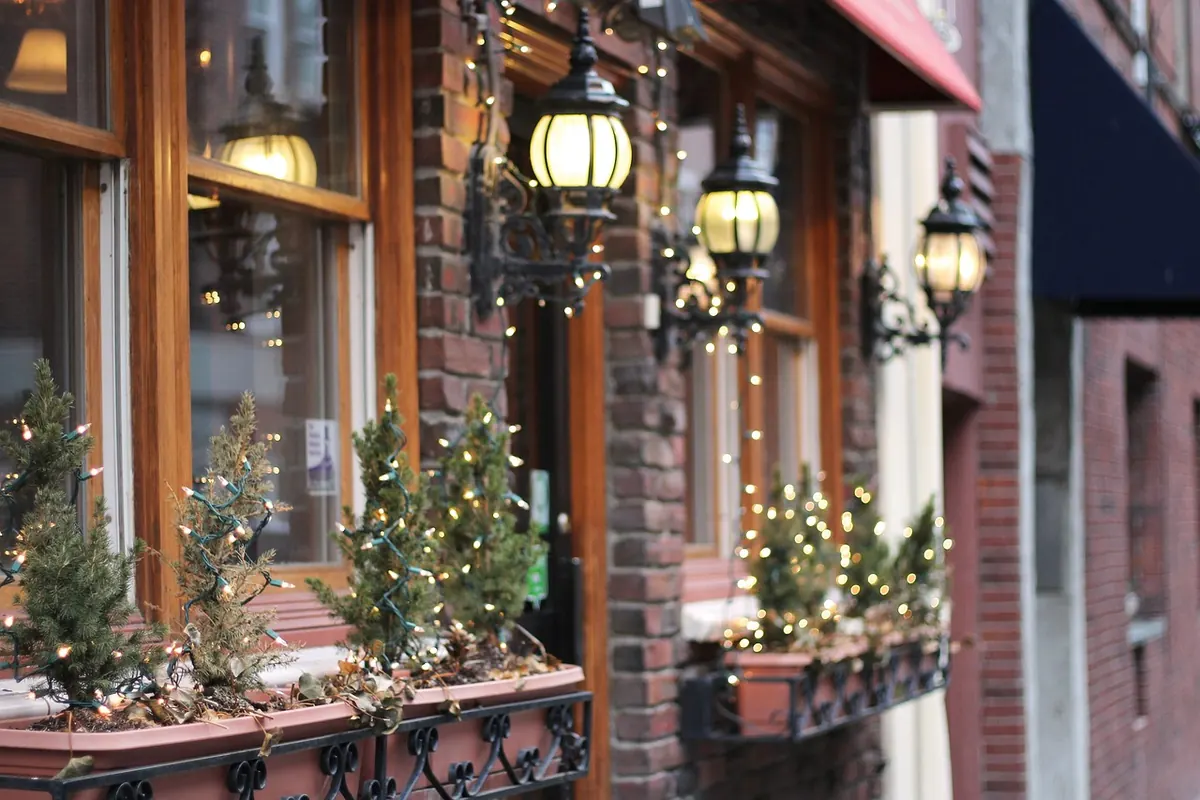 Silver Borough Holiday Lights: A Checklist for Visiting the Best Displays